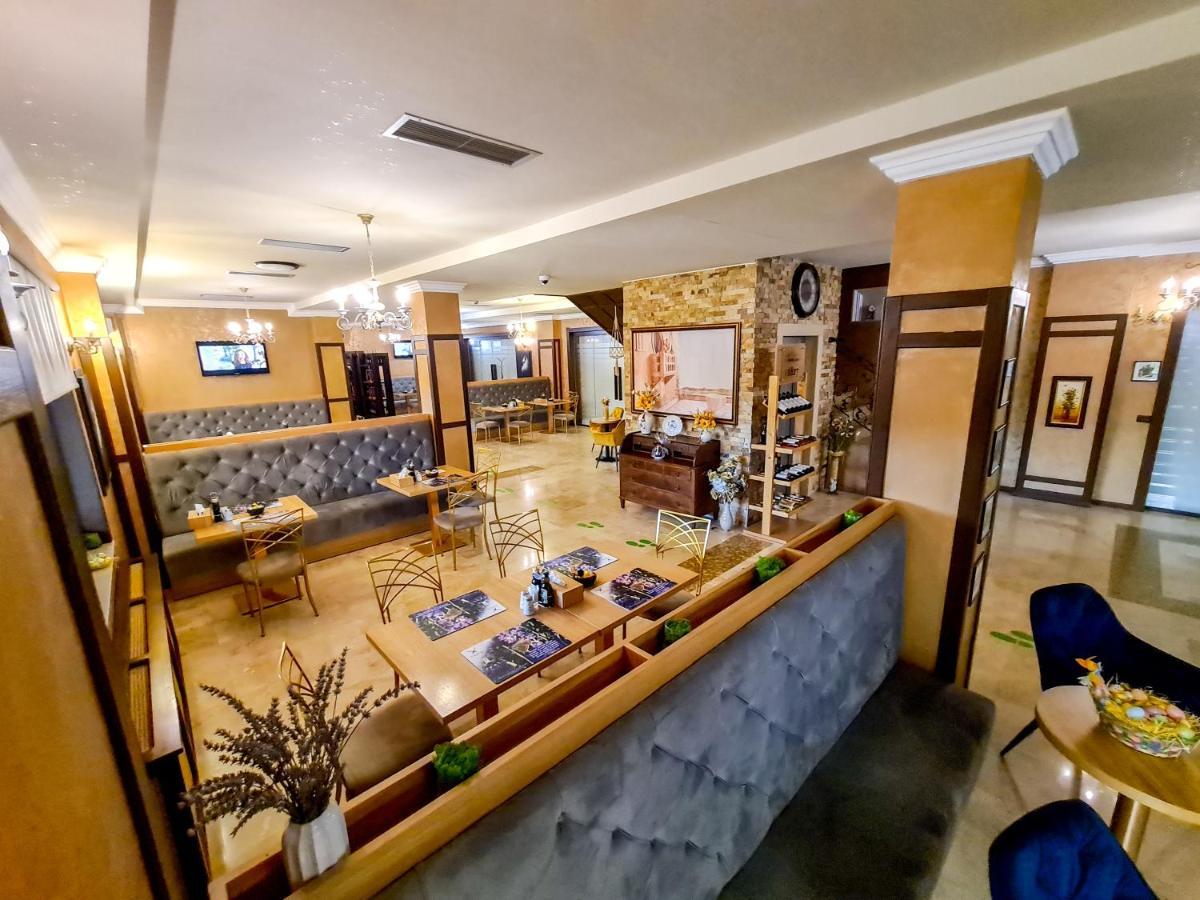Hotel Yarus Plus Ploiesti Ngoại thất bức ảnh