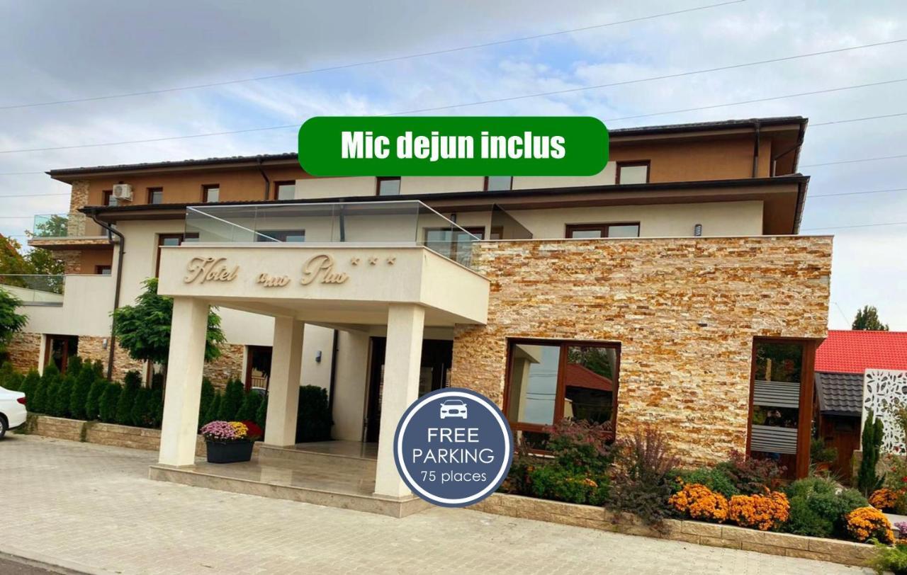 Hotel Yarus Plus Ploiesti Ngoại thất bức ảnh